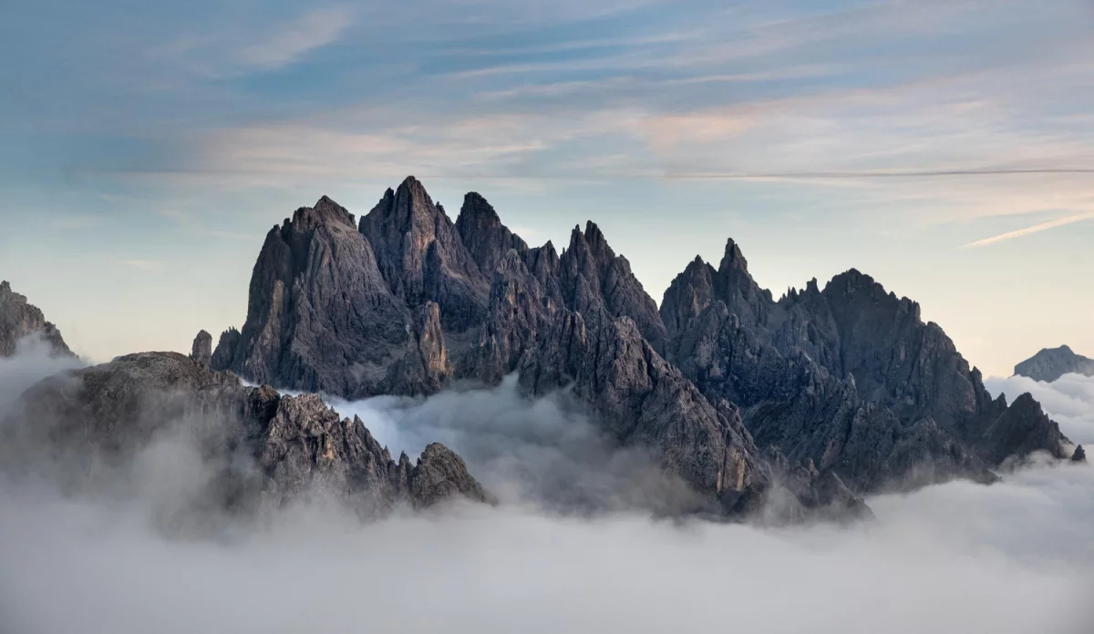 Zwykły Chłopak Chciał kupić wyposażenie domu. Przypadkowo Odkrył 1 Dziwny Sposób, Przez Który Sprzedawcy Go Nienawidzą.